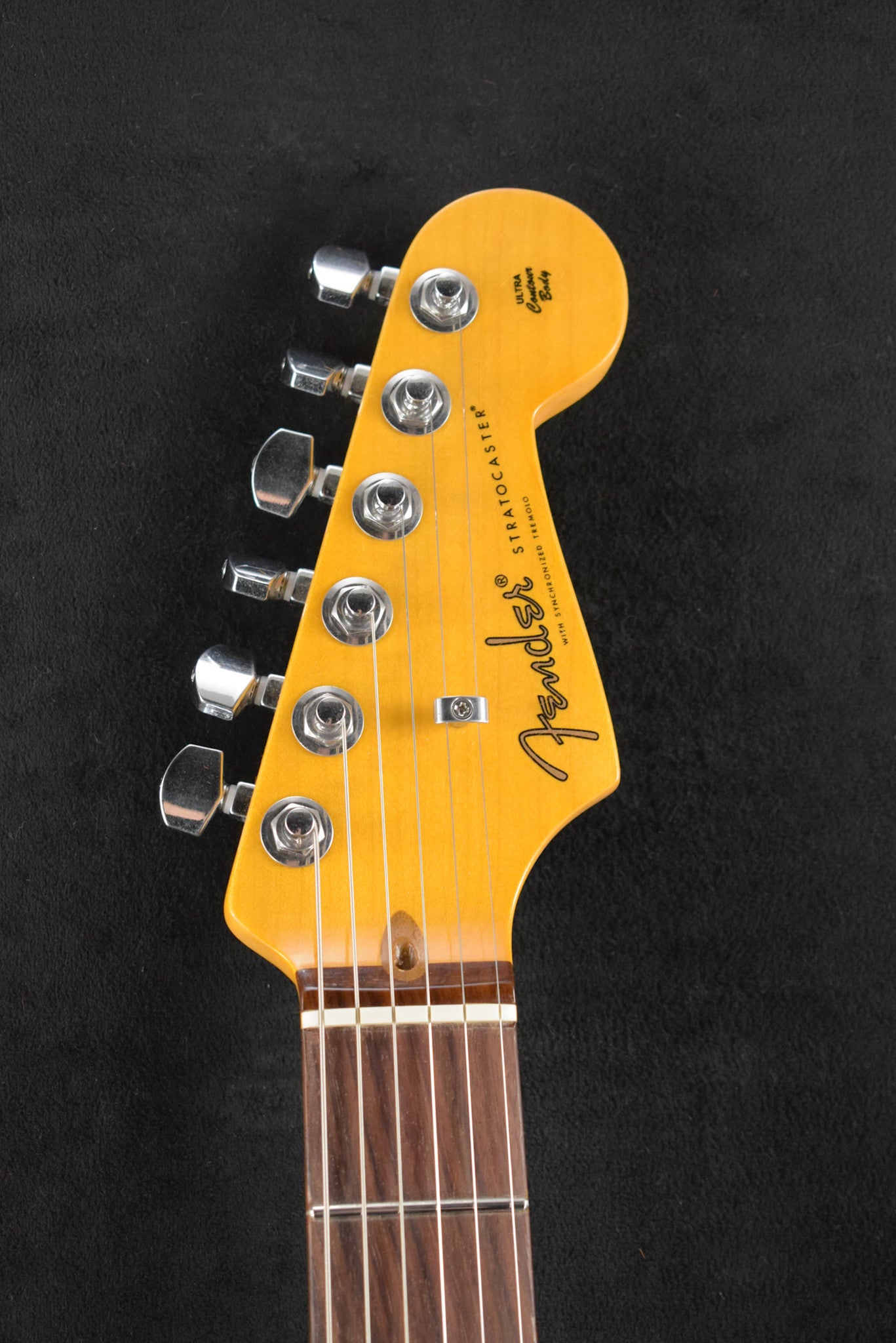 Fender American Ultra Luxe Vintage '60s Stratocaster Ice Blue Metallic Rosewood Fingerboard