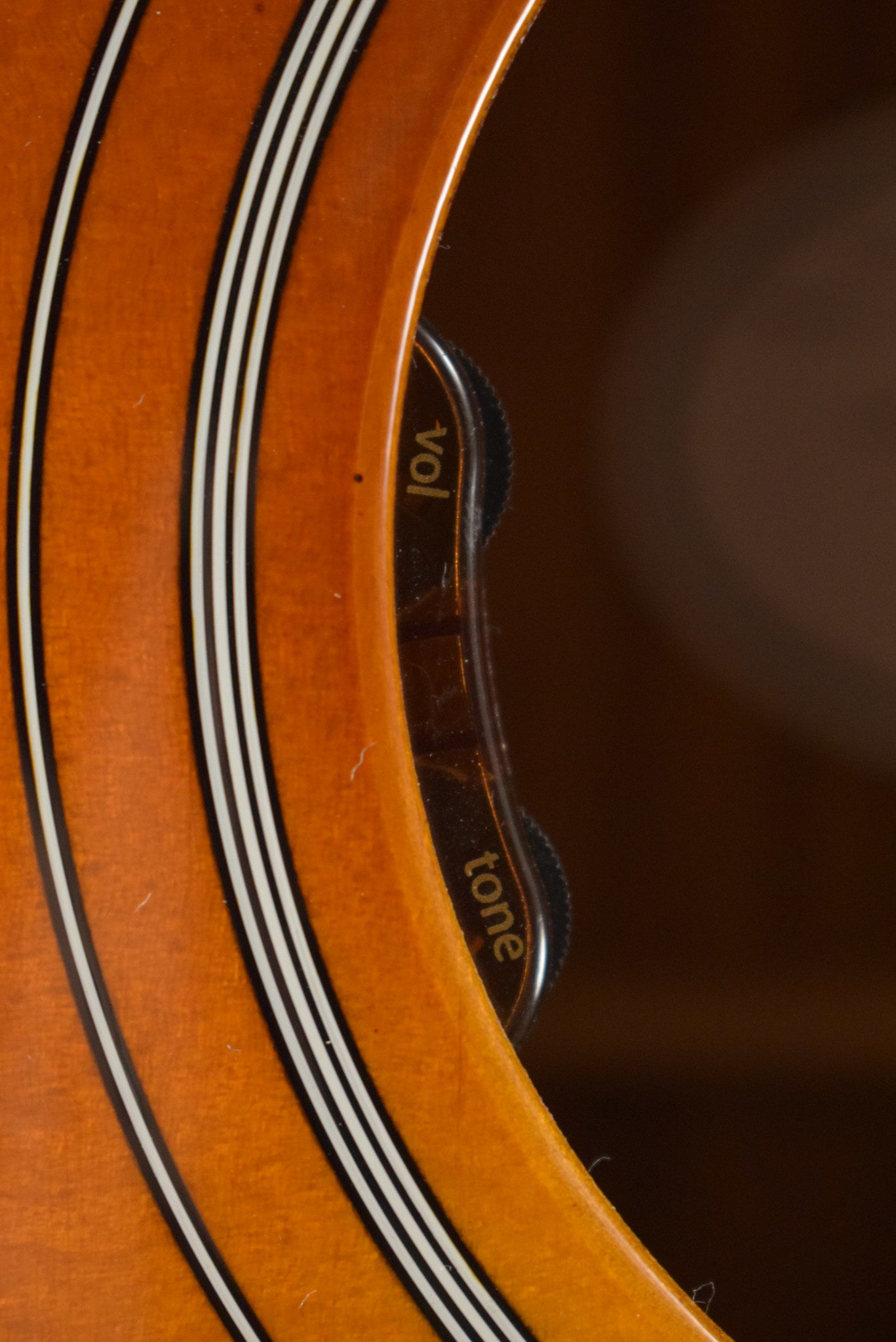 Gibson Hummingbird Standard EC Mahogany Electric Cutaway Heritage Cherry Sunburst