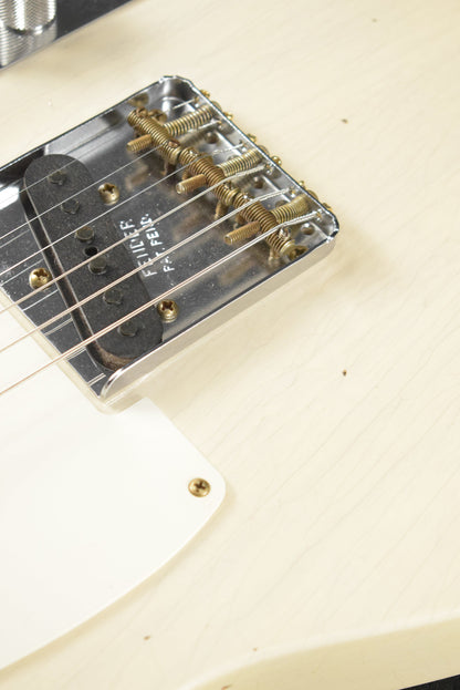 Fender 1959 Telecaster Journeyman Relic Aged White Blonde 1-Piece Rift Sawn Maple Neck Fingerboard