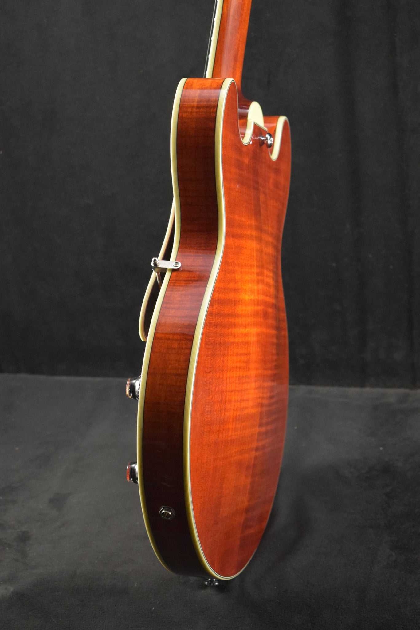 Eastman T484 14" Thinline Seymour Duncan Humbucker Classic Truetone Gloss