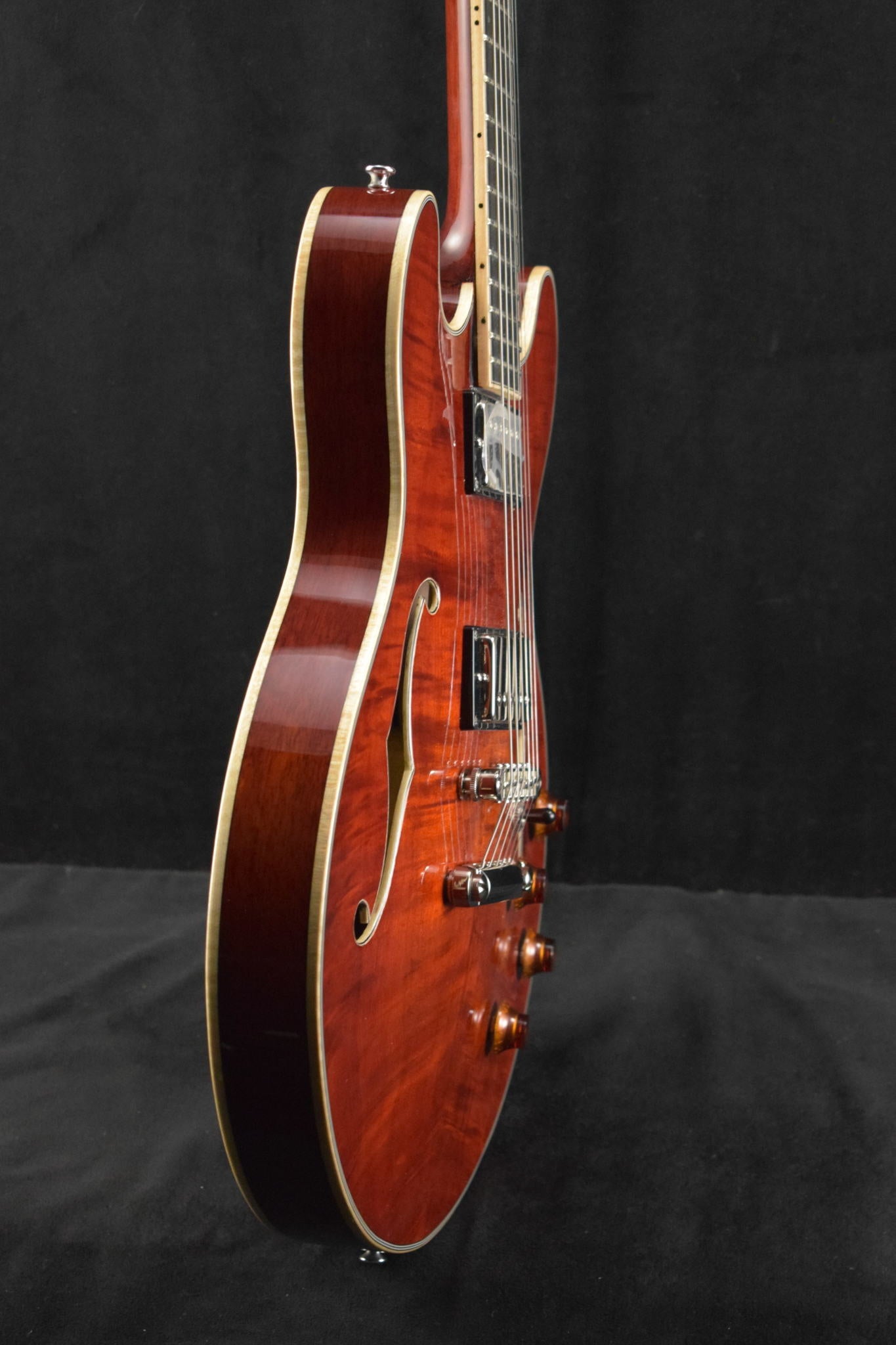 Eastman T185MX All Solid Carved Thinline Bare Knuckle HB Pickups Classic Finish