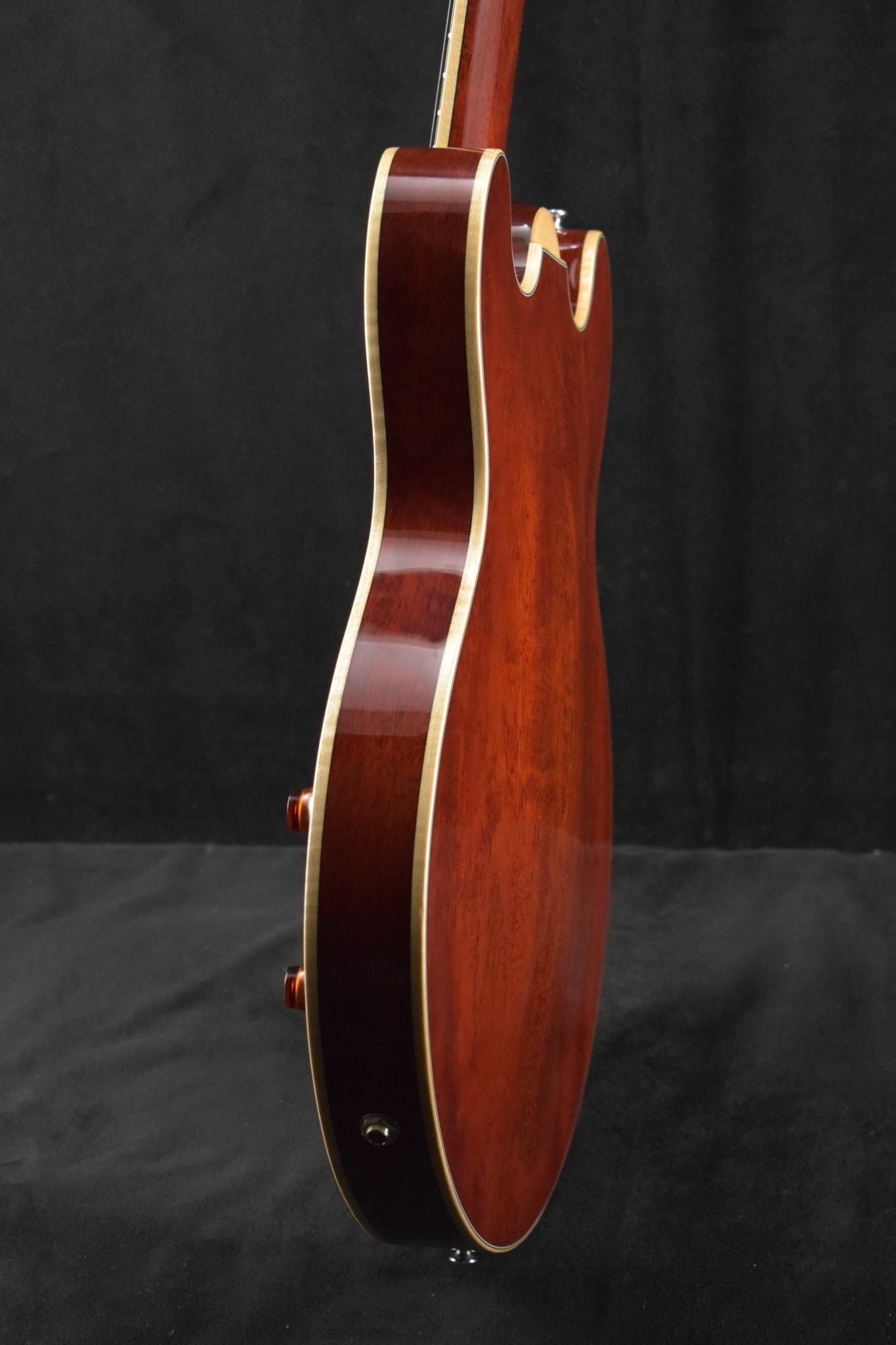 Eastman T185MX All Solid Carved Thinline Bare Knuckle HB Pickups Classic Finish