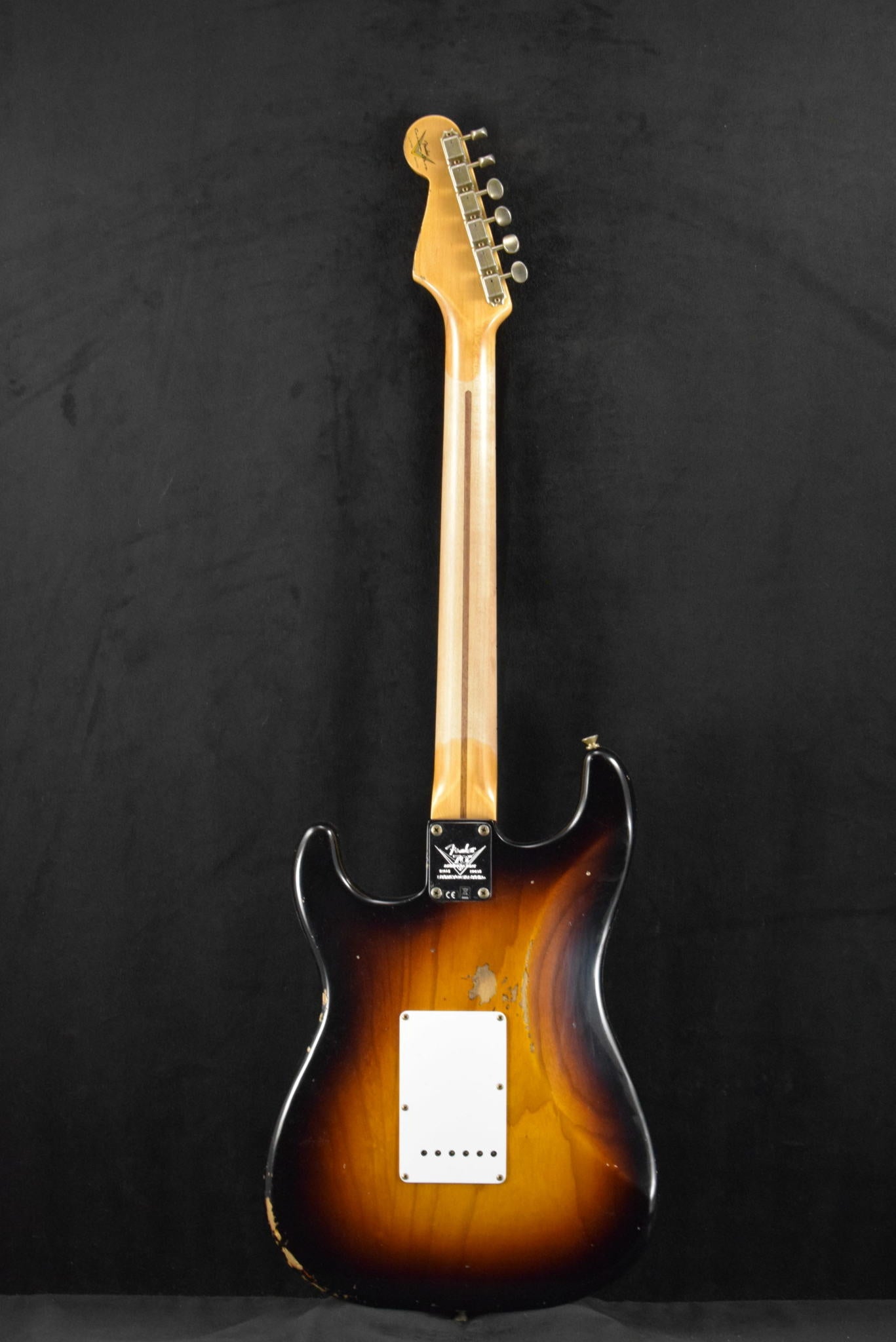 Fender Limited Edition 70th Anniversary 1954 Stratocaster Relic Wide-Fade 2-Color Sunburst