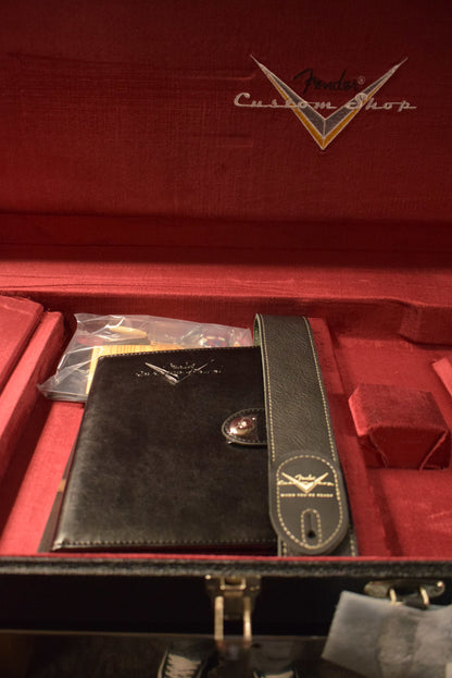 Fender Limited Edition Fat '64 Stratocaster Journeyman Relic Aged Dakota Red 3A Rosewood Fingerboard,