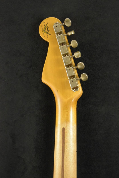 Fender Limited Edition 70th Anniversary 1954 Stratocaster Heavy Relic Wide-Fade 2-Color Sunburst