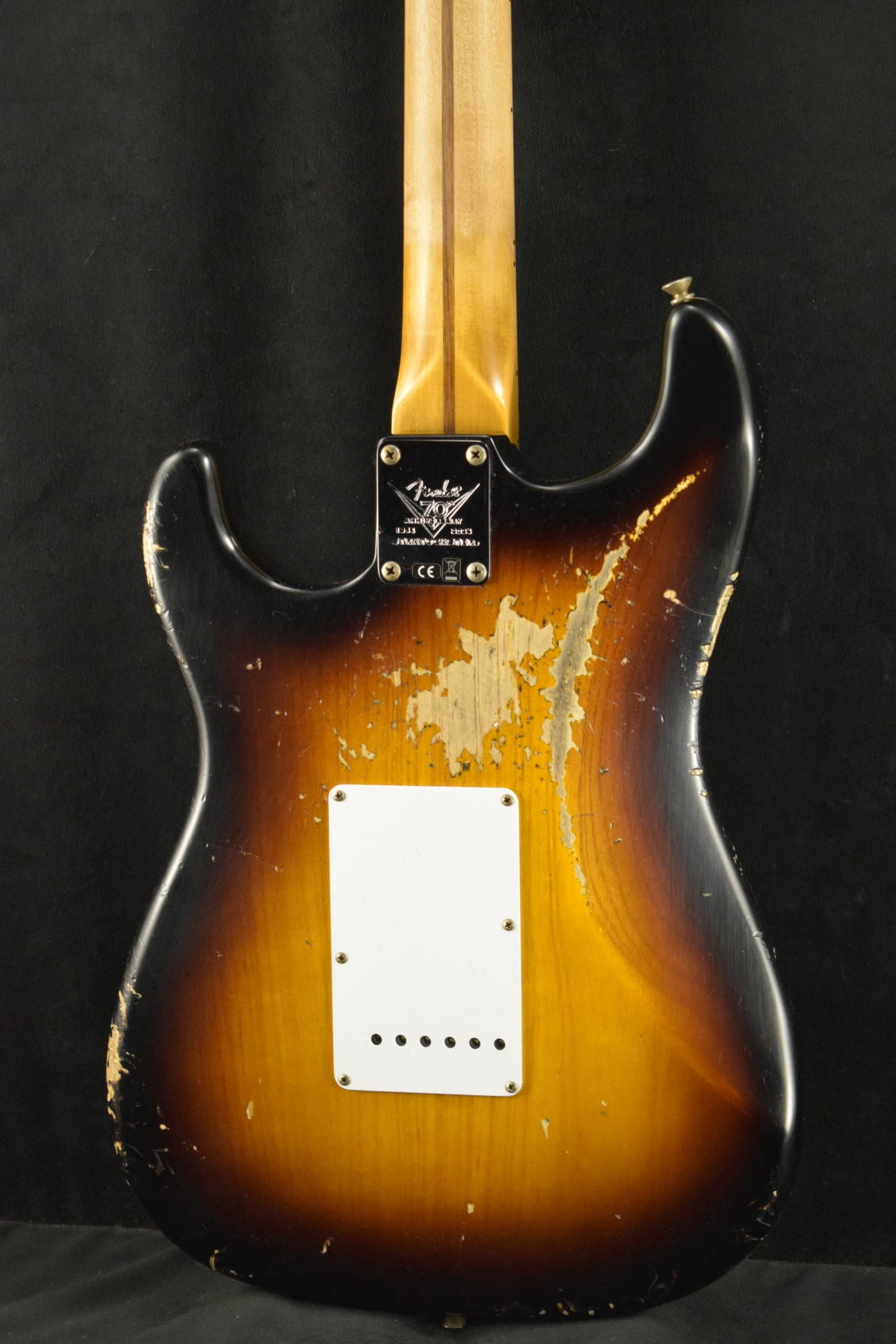 Fender Limited Edition 70th Anniversary 1954 Stratocaster Heavy Relic Wide-Fade 2-Color Sunburst