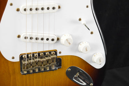 Fender Limited Edition 70th Anniversary 1954 Stratocaster Journeyman Relic Wide-Fade 2-Color Sunburst