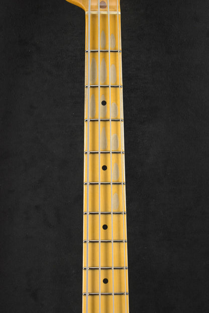 Fender 1958 Precision Bass Relic Aged Desert Sand 1-Piece Quartersawn Maple Neck Fingerboard