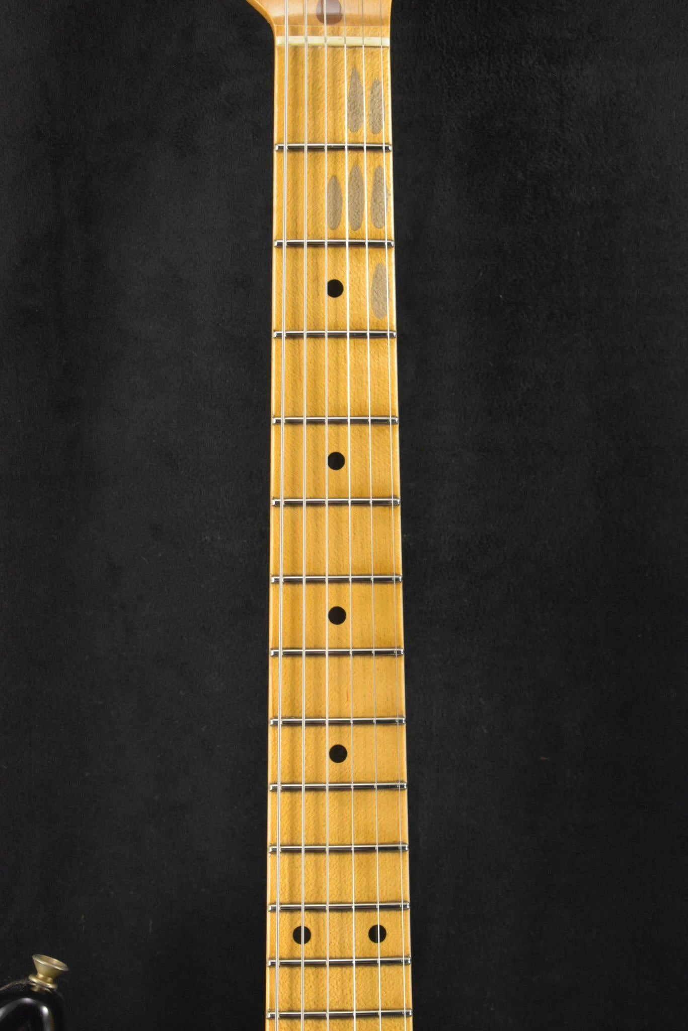 Fender Limited Edition 70th Anniversary 1954 Stratocaster Journeyman Relic Wide-Fade 2-Color Sunburst