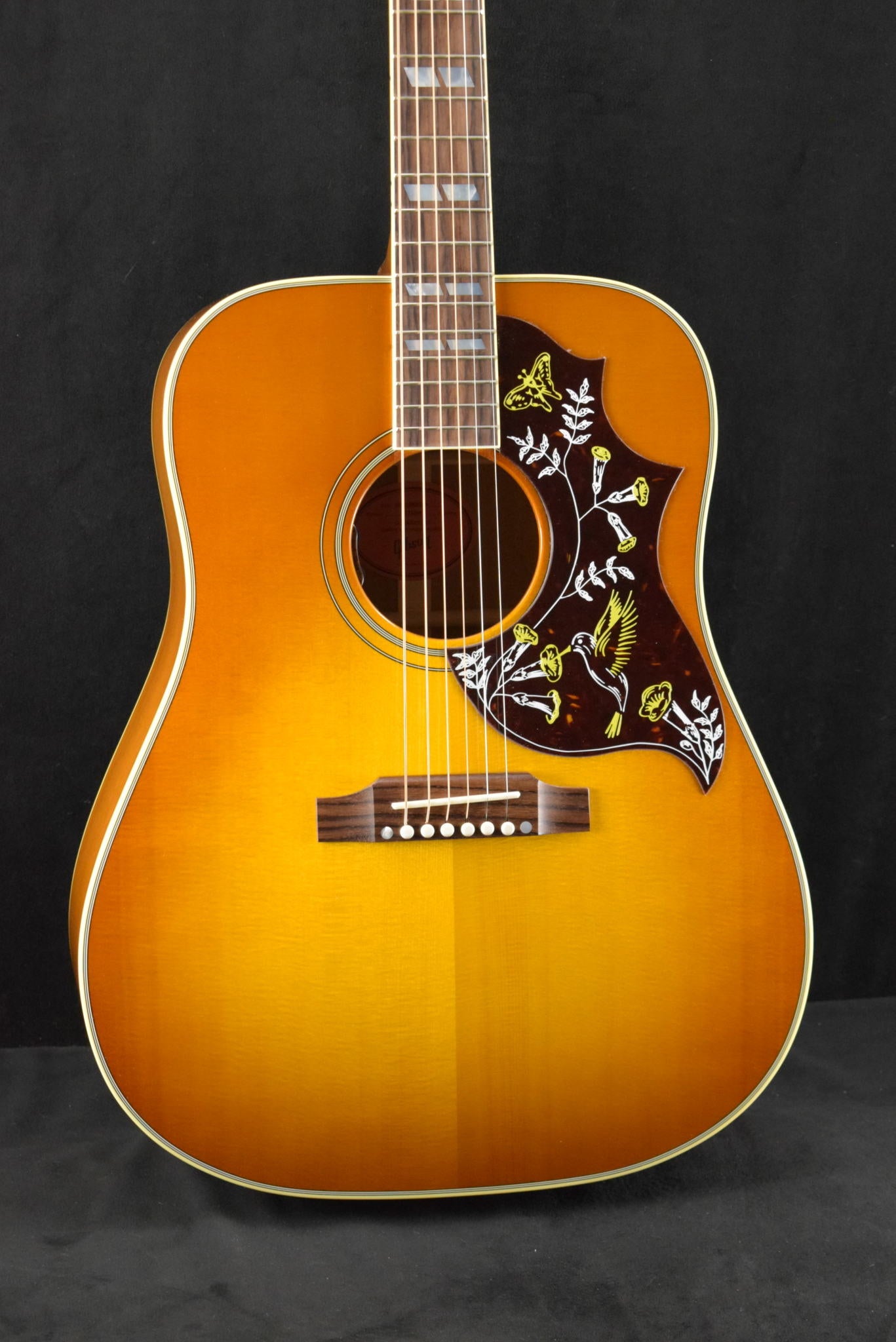 Gibson Hummingbird Original Heritage Cherry Sunburst