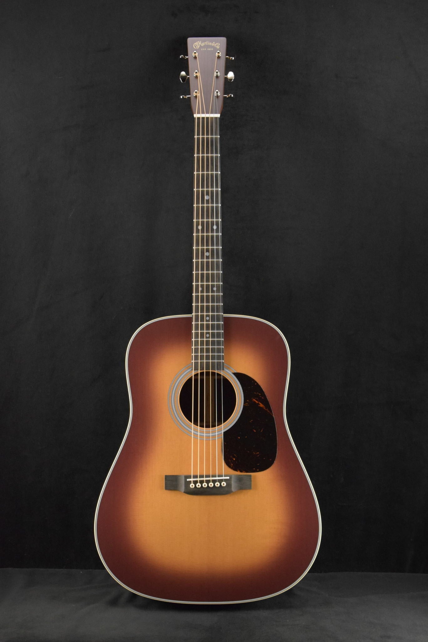 Martin D-28 Satin Amberburst