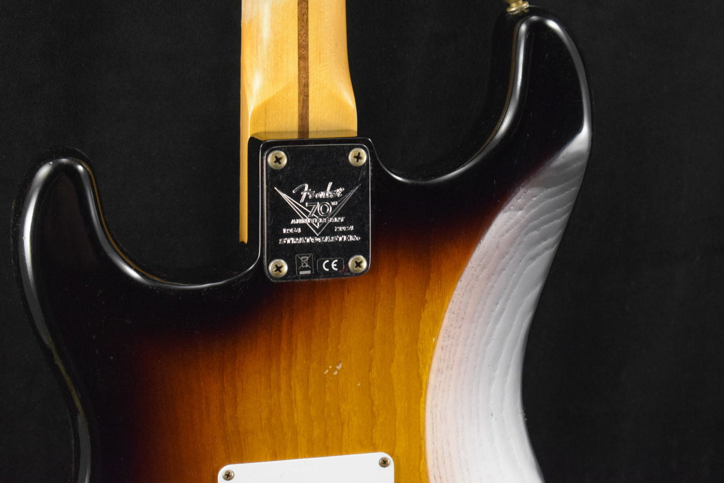 Fender Limited Edition 70th Anniversary 1954 Stratocaster Journeyman Relic Wide-Fade 2-Color Sunburst
