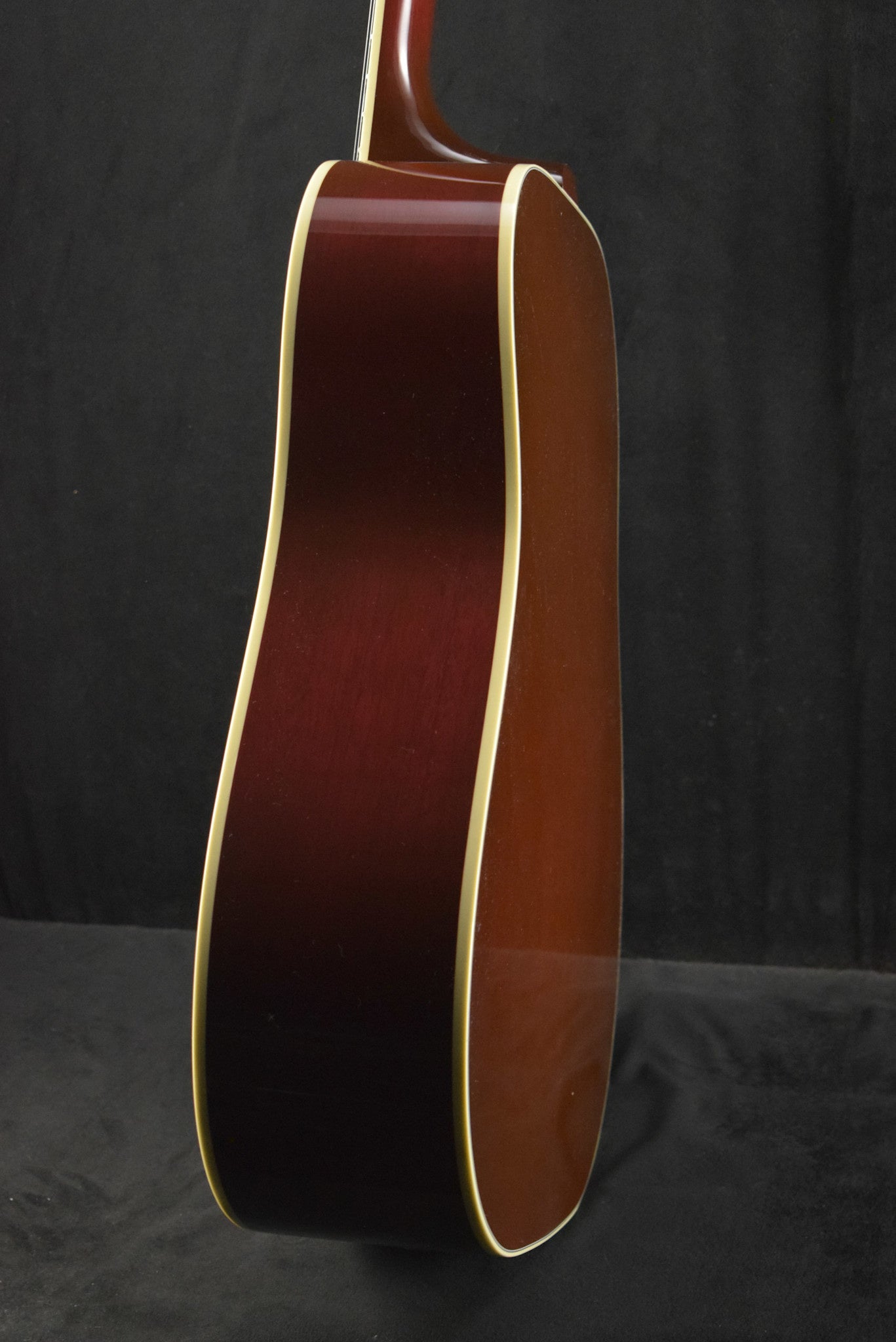 Gibson Hummingbird Standard Wine Red