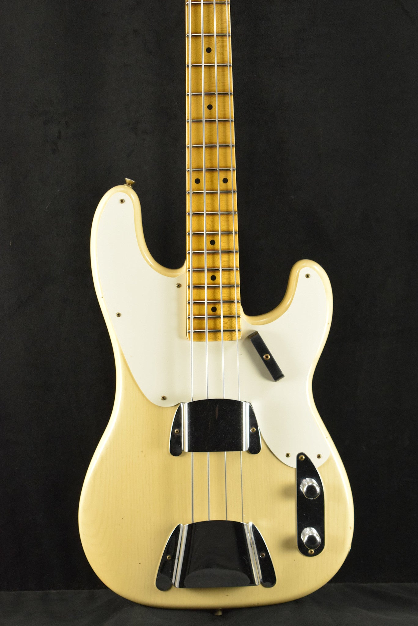 Fender 1954 Precision Bass Journeyman Relic Aged Vintage Blonde 1-Piece Quartersawn Maple Neck Fingerboard