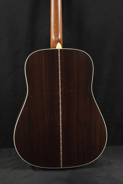 Martin D-28 Satin Amberburst