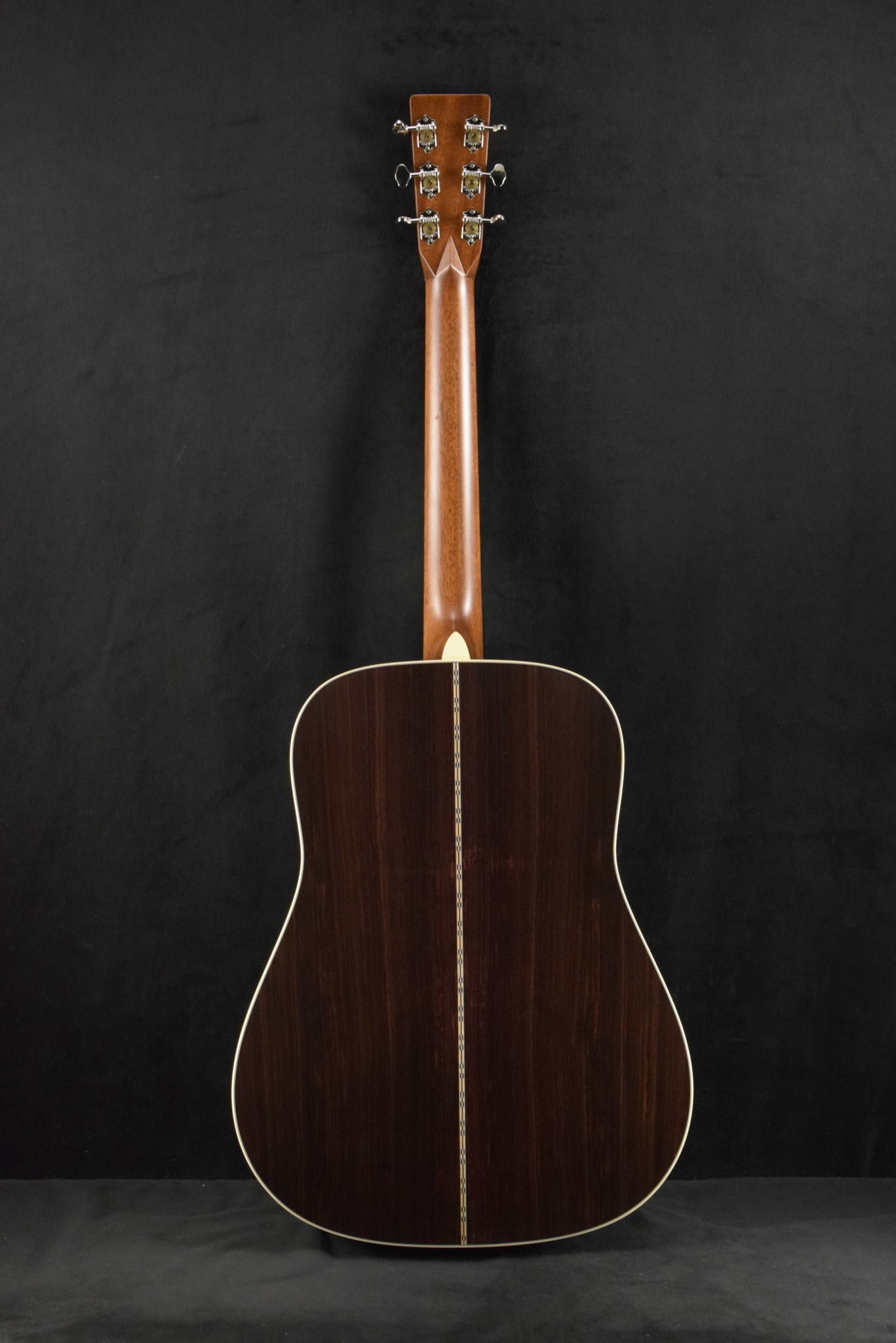 Martin D-28 Satin Amberburst