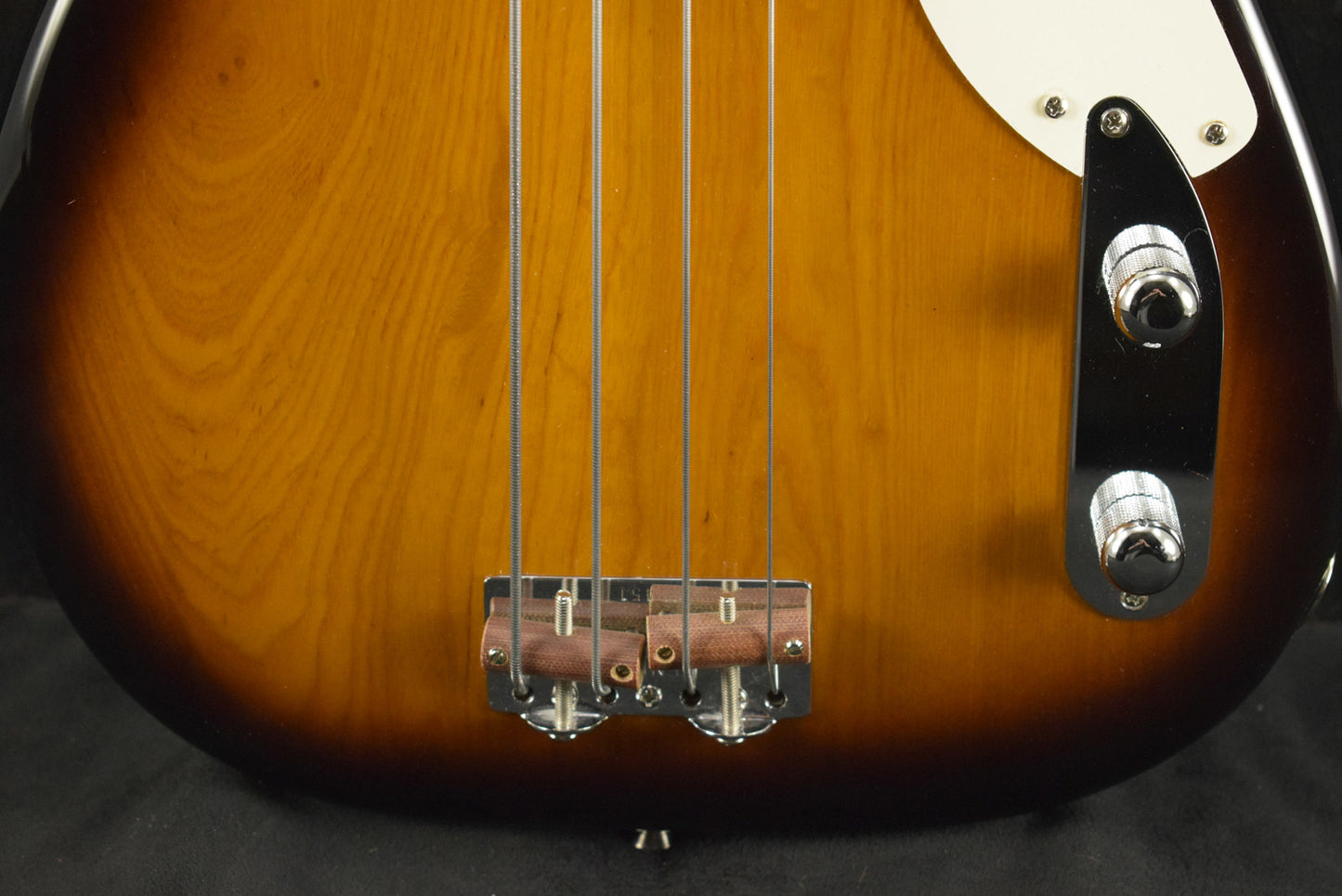 Fender American Vintage II 1954 Precision Bass 2-Color Sunburst