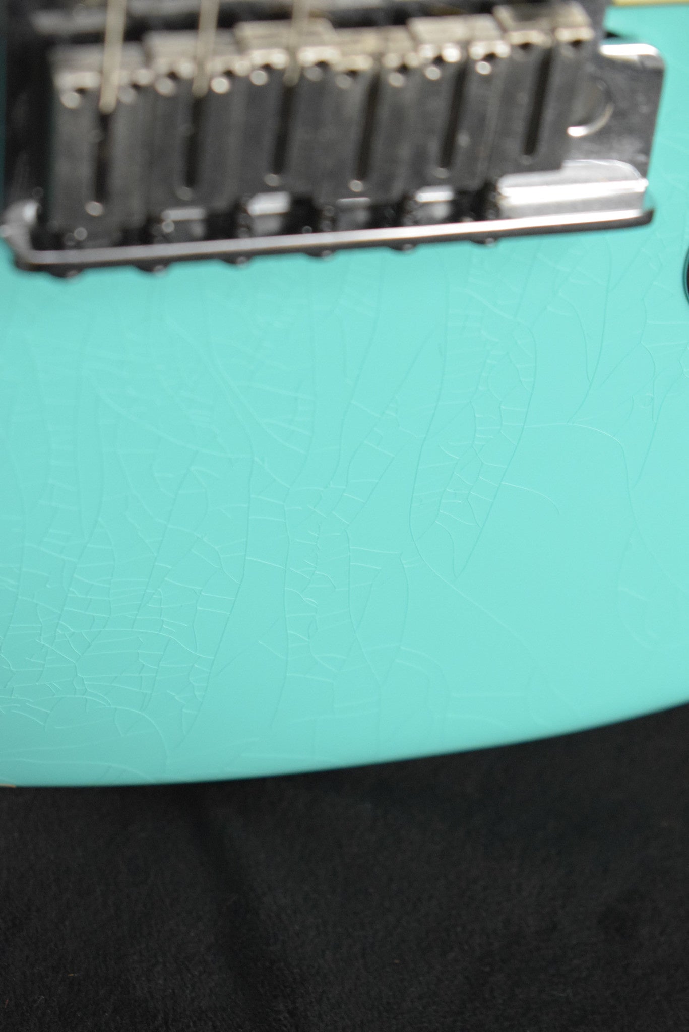 Fender American Ultra Luxe Vintage '60s Stratocaster HSS Sea Foam Green Rosewood Fingerboard