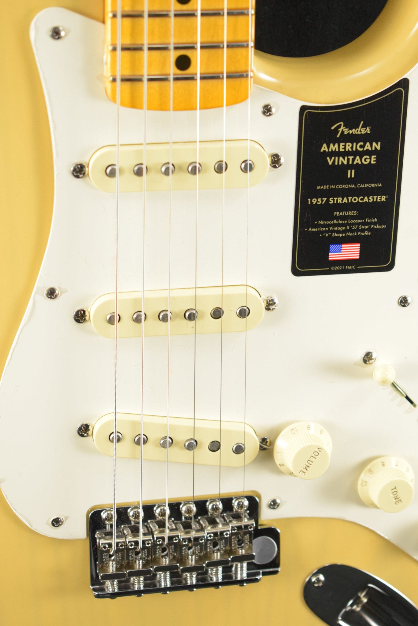 Fender American Vintage II 1957 Stratocaster Vintage Blonde Maple Fingerboard