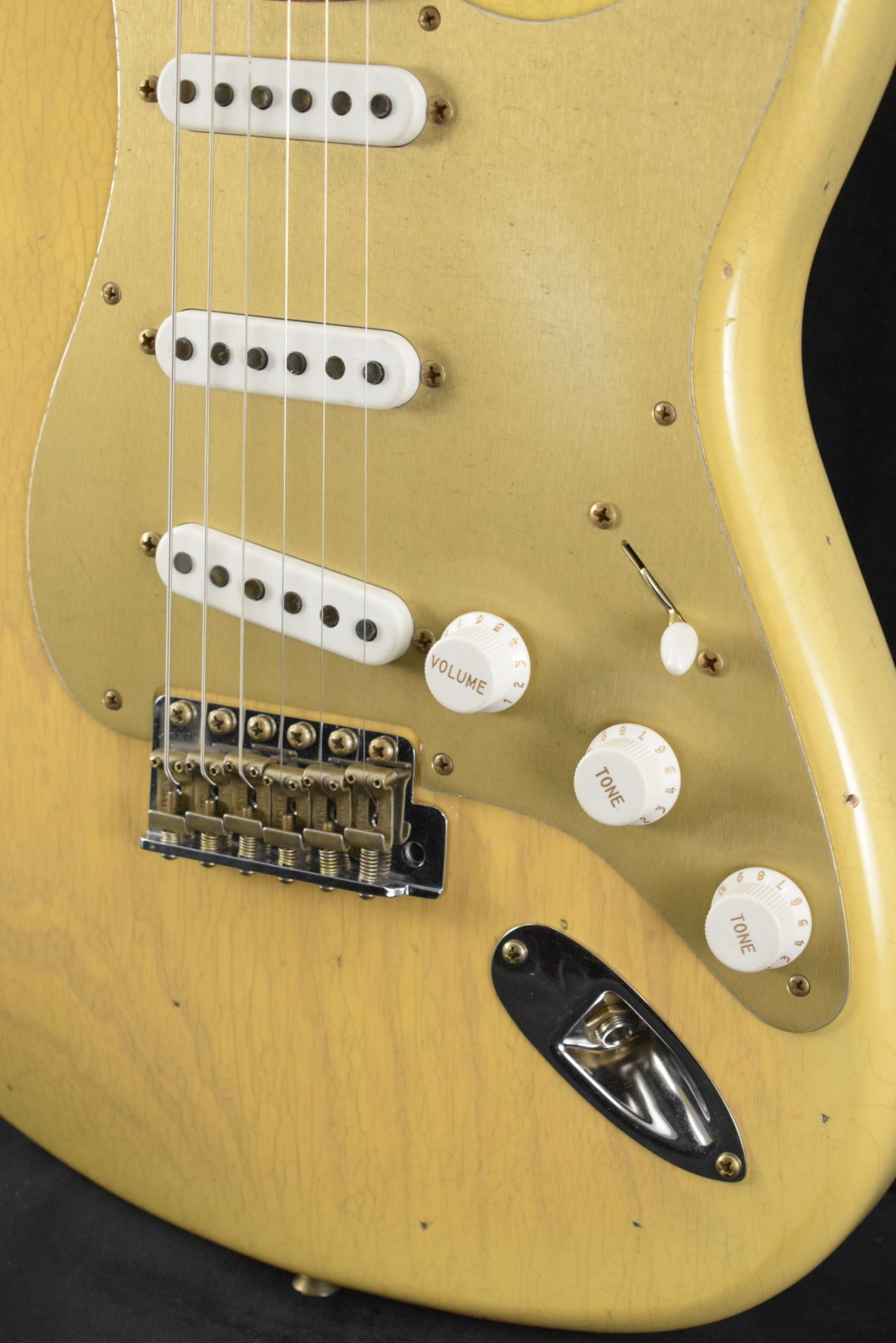 Fender Limited Edition 1954 Roasted Stratocaster Journeyman Relic Natural Blonde 1-Piece Roasted Quartersawn Maple Fingerboard