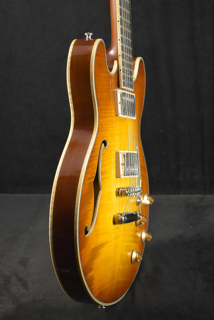 Eastman T184MX-GB All Solid Carved Series 14" Thinline Goldburst Truetone Gloss