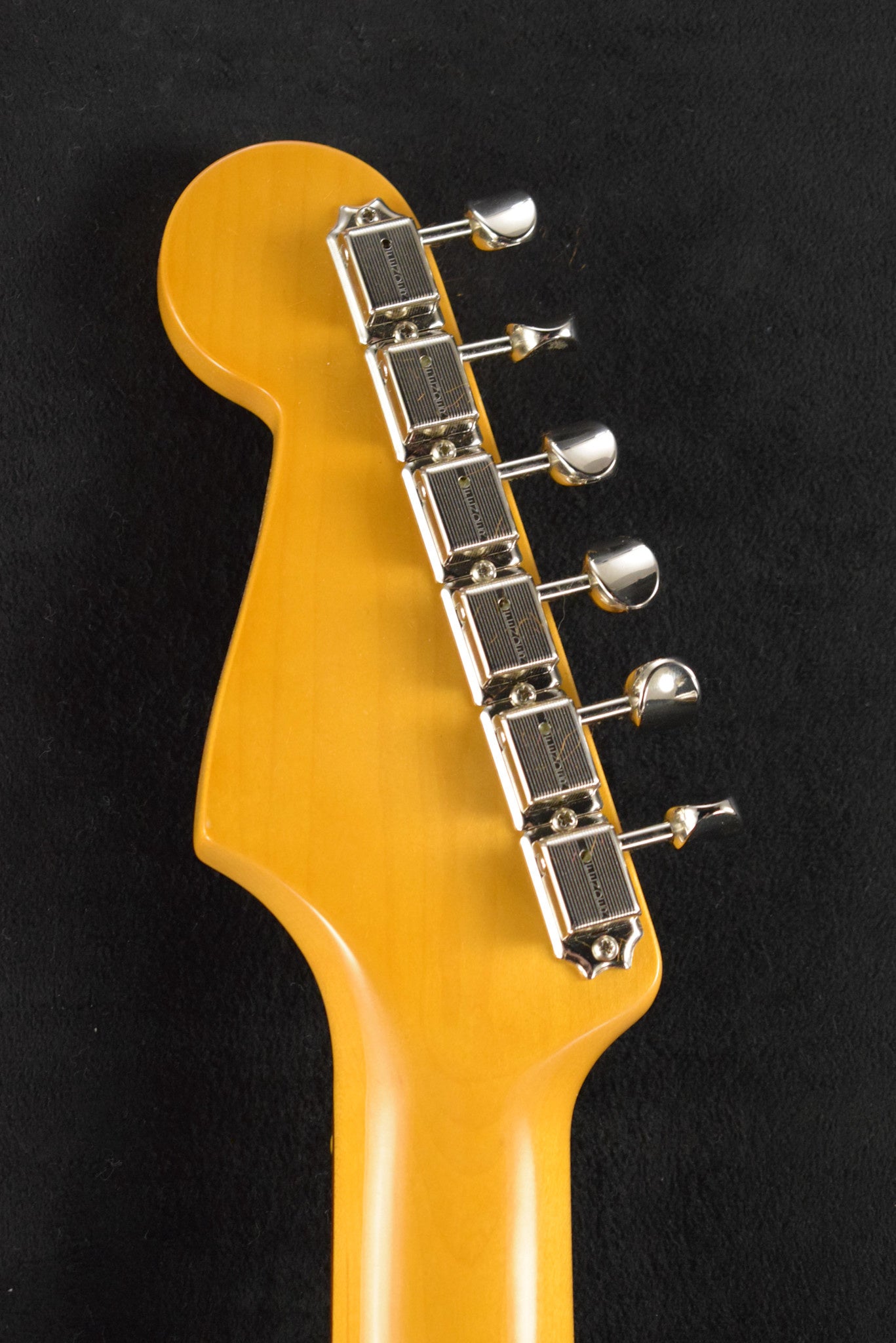 Fender American Vintage II 1961 Stratocaster Fiesta Red Rosewood Fingerboard