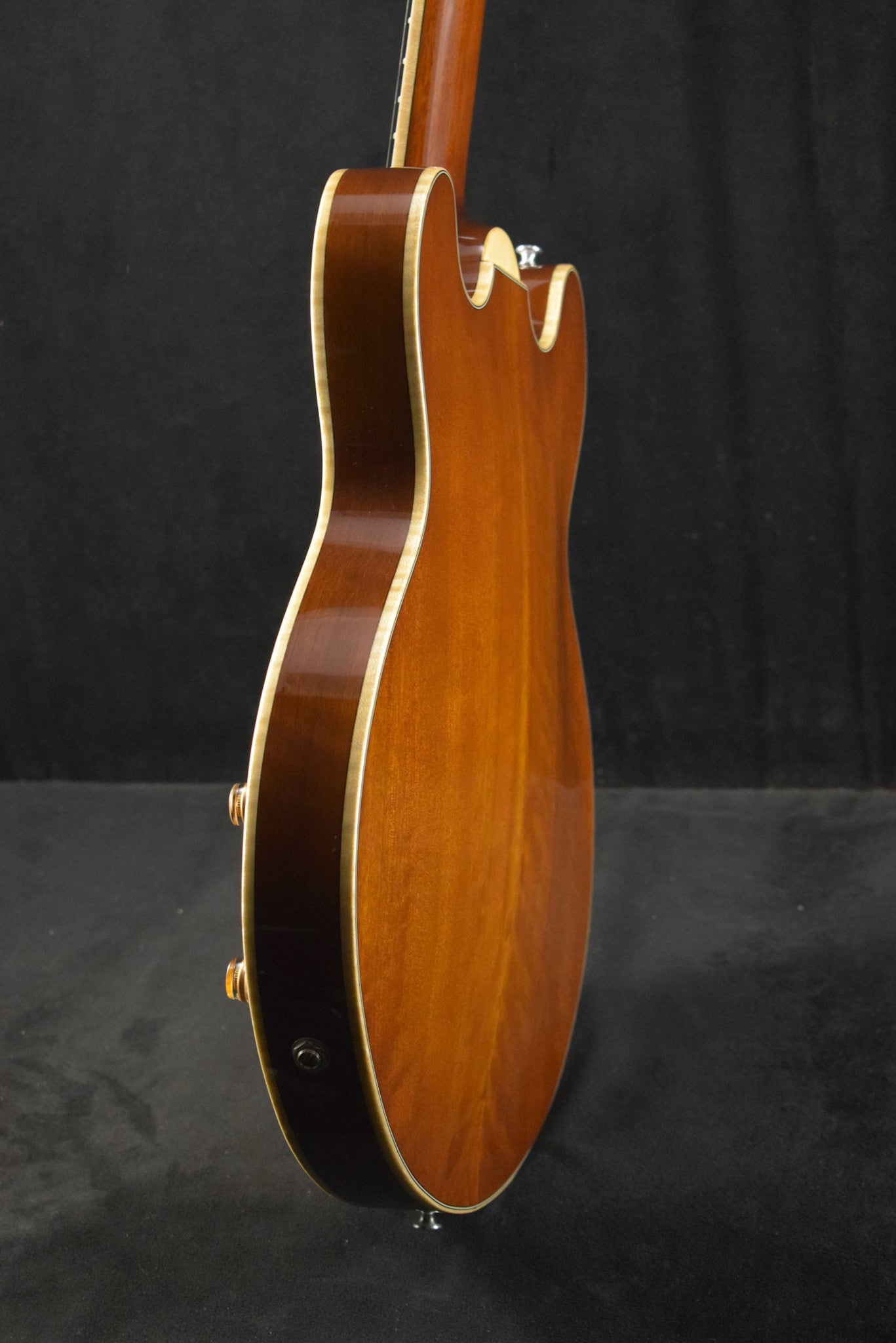 Eastman T184MX-GB All Solid Carved Series 14" Thinline Goldburst Truetone Gloss