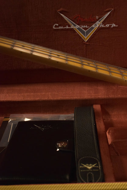 Fender 1954 Precision Bass Journeyman Relic Aged Vintage Blonde 1-Piece Quartersawn Maple Neck Fingerboard