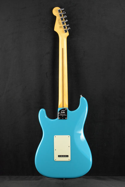 Fender American Professional II Stratocaster HSS Miami Blue Rosewood Fingerboard