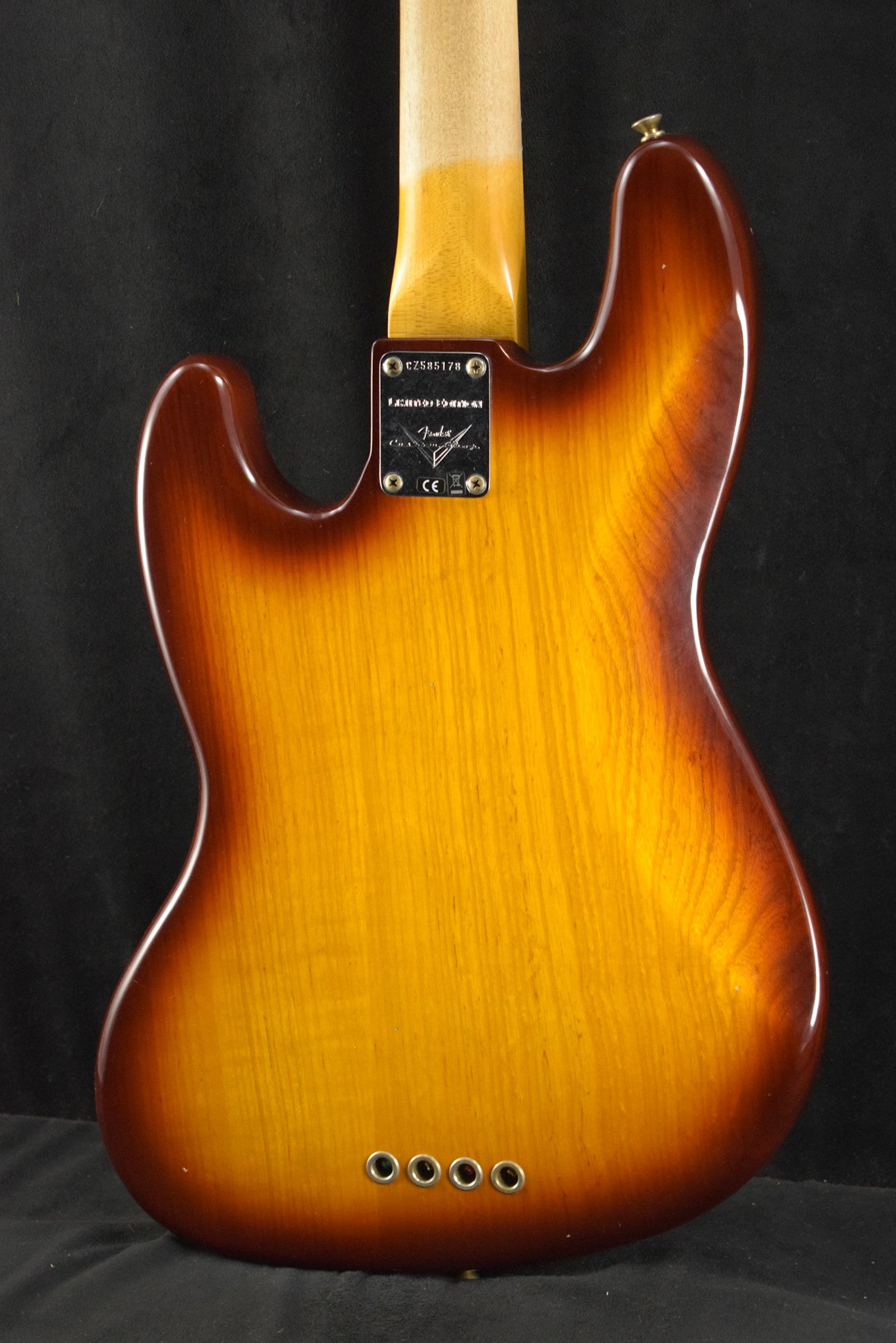 Fender Limited Edition Jazz Bass Special Journeyman Relic Tobacco Sunburst Rosewood Fingerboard