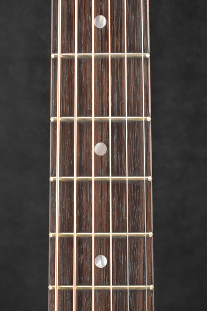 Eastman E20OOSS-TC OO-Style Concert Sloped Shoulder Thermo Cured Top Sunburst Truetone Gloss