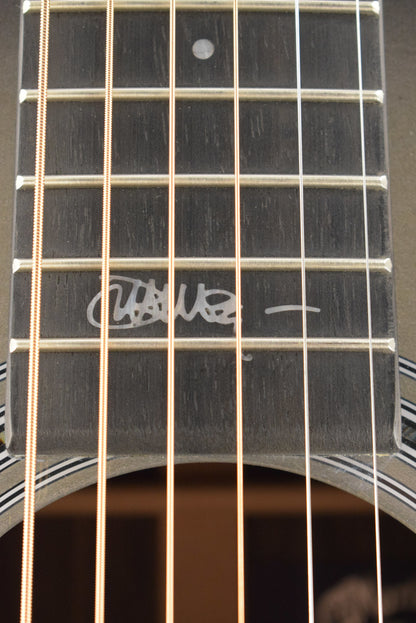 Martin OMJM John Mayer 20th Anniversary Platinum Gray Burst