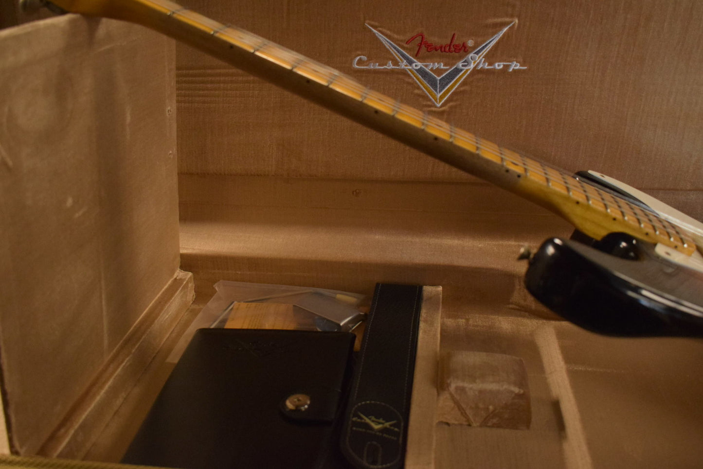 Fender Limited Edition '57 Stratocster Relic Wide Fade 2-Color Sunburst