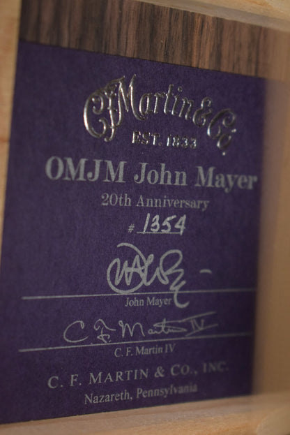 Martin OMJM John Mayer 20th Anniversary Platinum Gray Burst