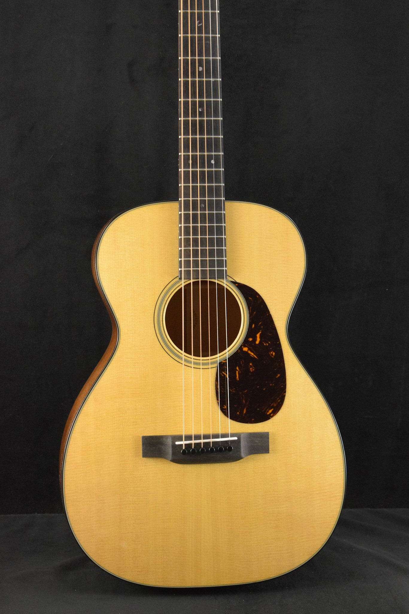 Martin 0-18 Natural
