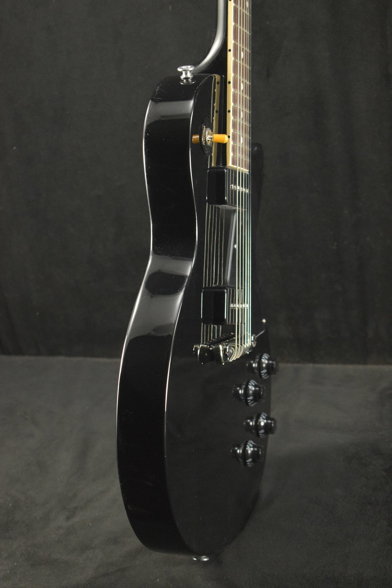 Gibson Les Paul Special Ebony – Fuller's Guitar