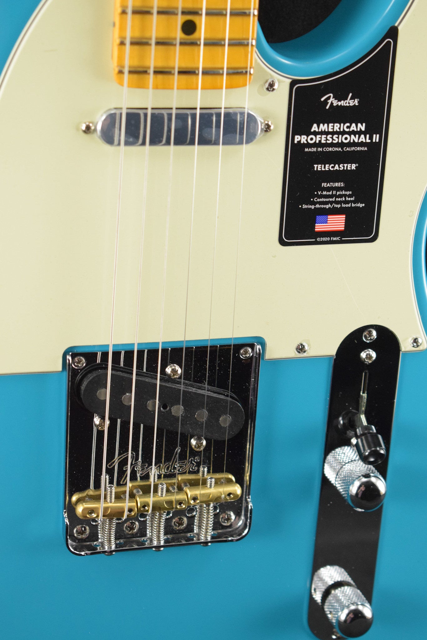 Fender American Professional II Telecaster Miami Blue Maple Fingerboard