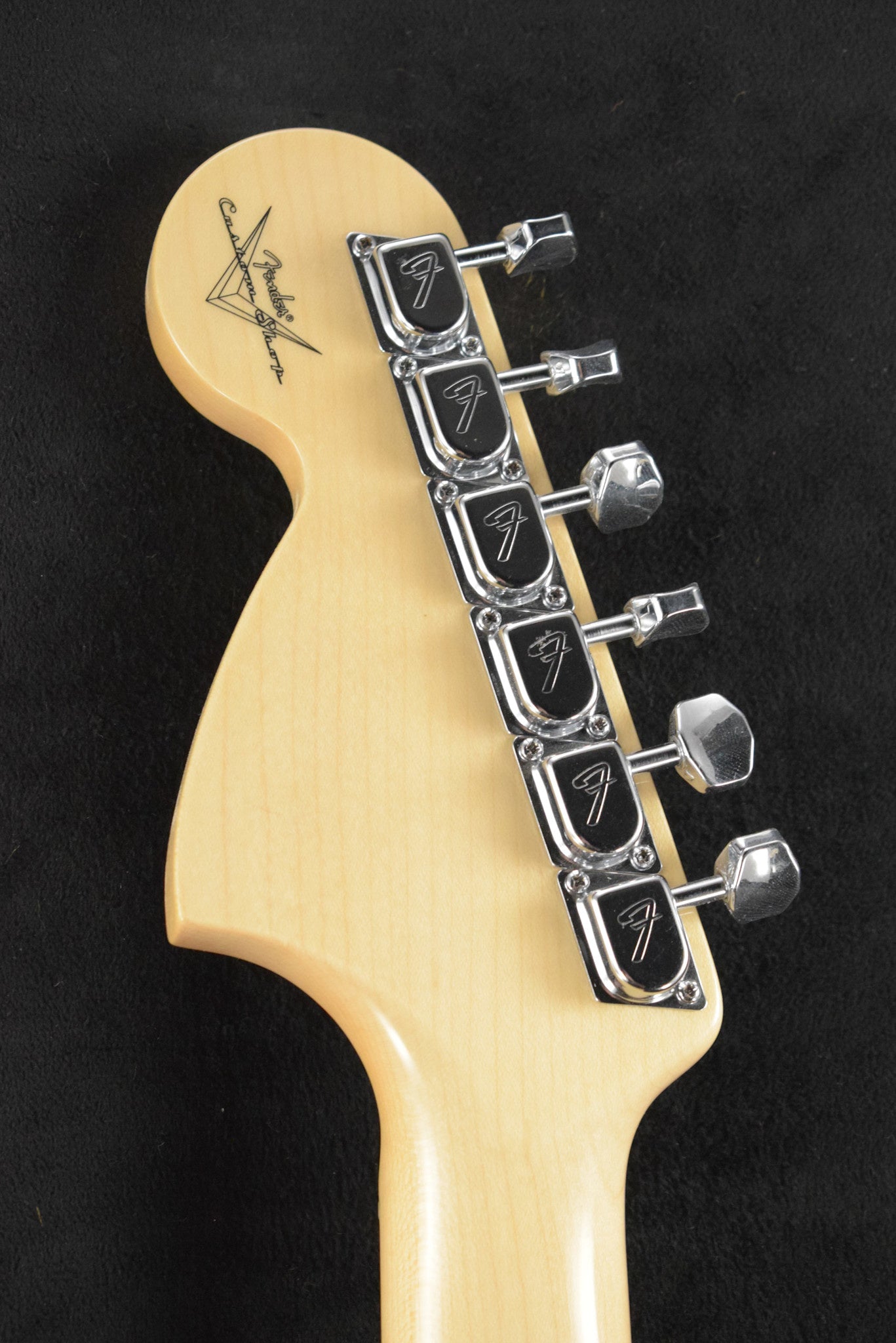 Fender Custom Shop 1968 Stratocaster DLX Closet Classic 3-Color Sunburst