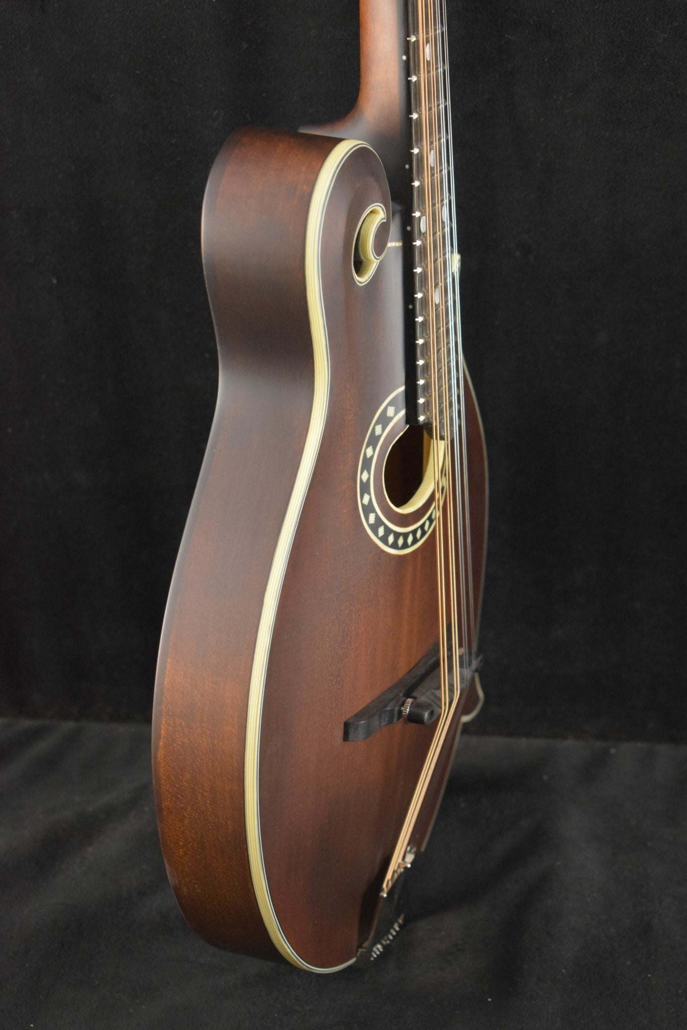 Eastman MD314 F-Style Oval-Hole Mandolin Classic Satin Finish