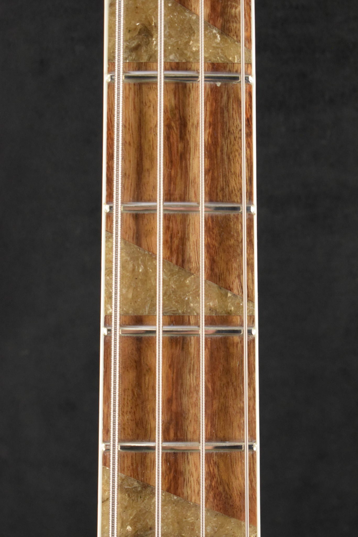 Rickenbacker 4005V Vintage Reissue Semi-Hollow Bass Guitar Mapleglo