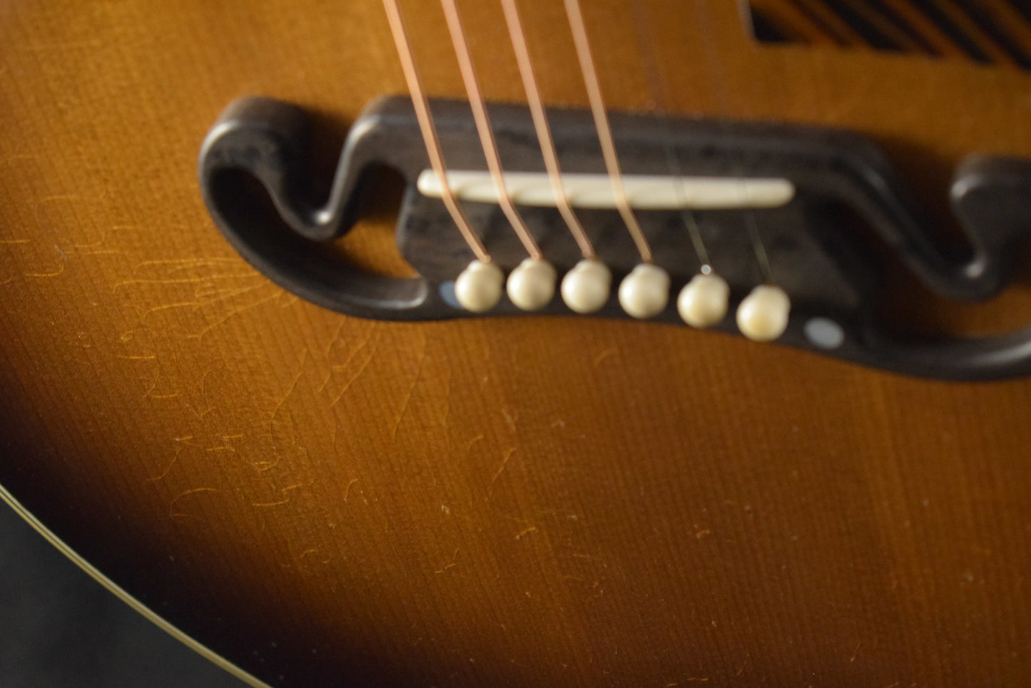 Gibson Custom Shop 1939 SJ-100 Murphy Lab Heavy Aged Faded Vintage Sunburst