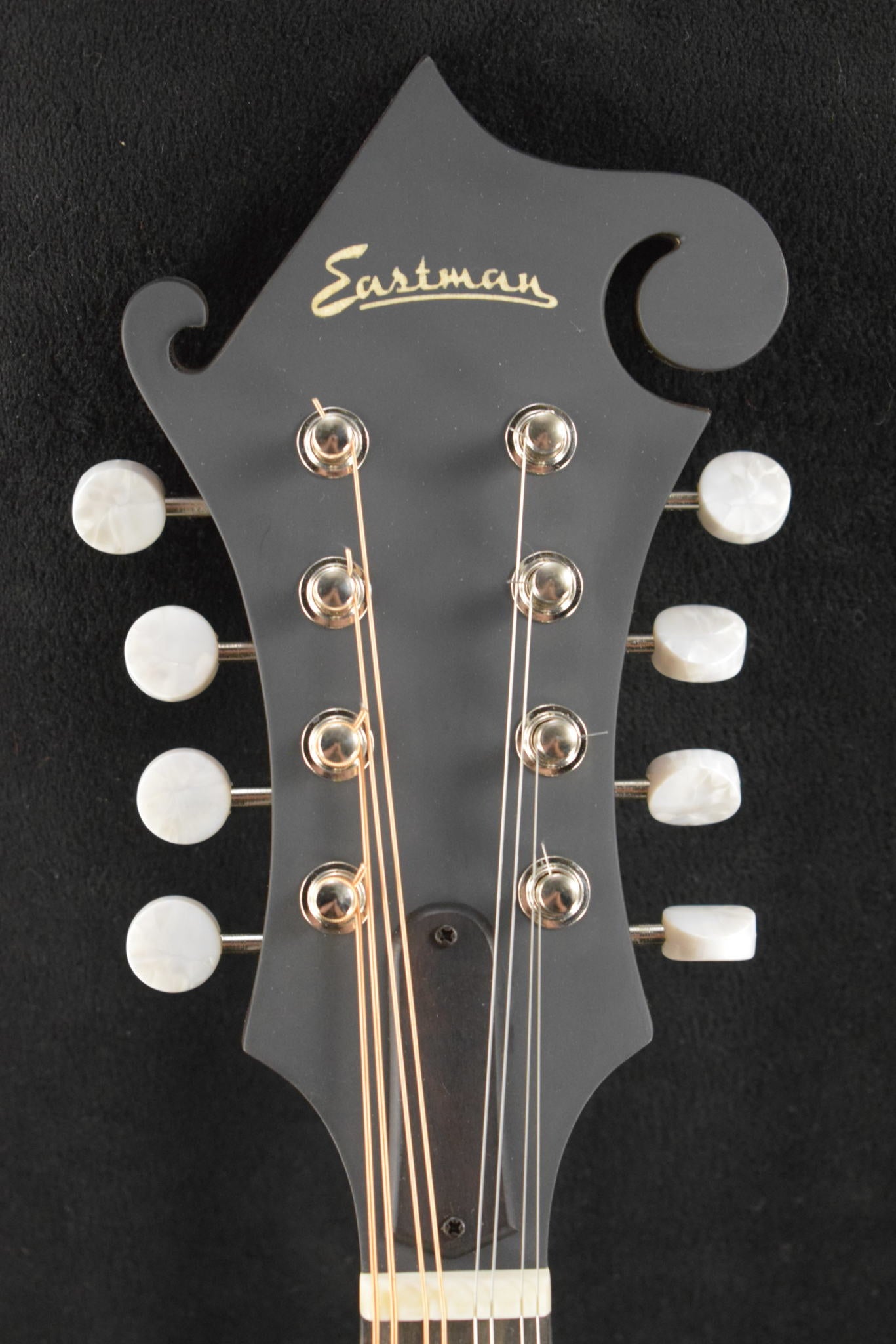 Eastman MD314 F-Style Oval-Hole Mandolin Classic Satin Finish