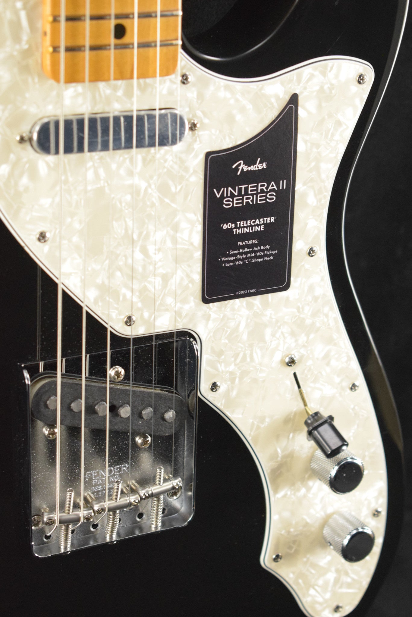 Fender Vintera II '60s Telecaster Thinline Black Maple Fingerboard