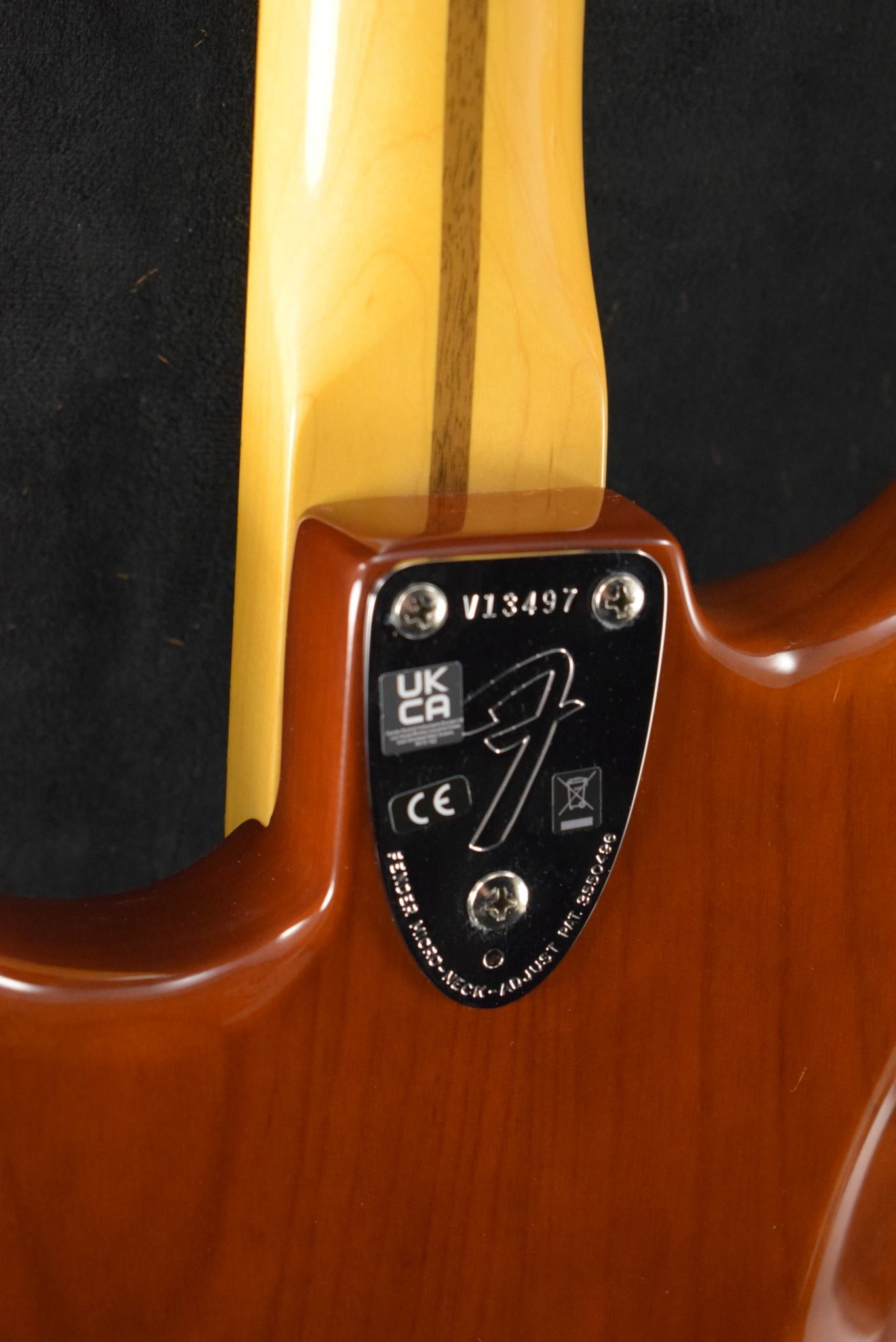 Fender American Vintage II 1973 Stratocaster Mocha Maple Fingerboard