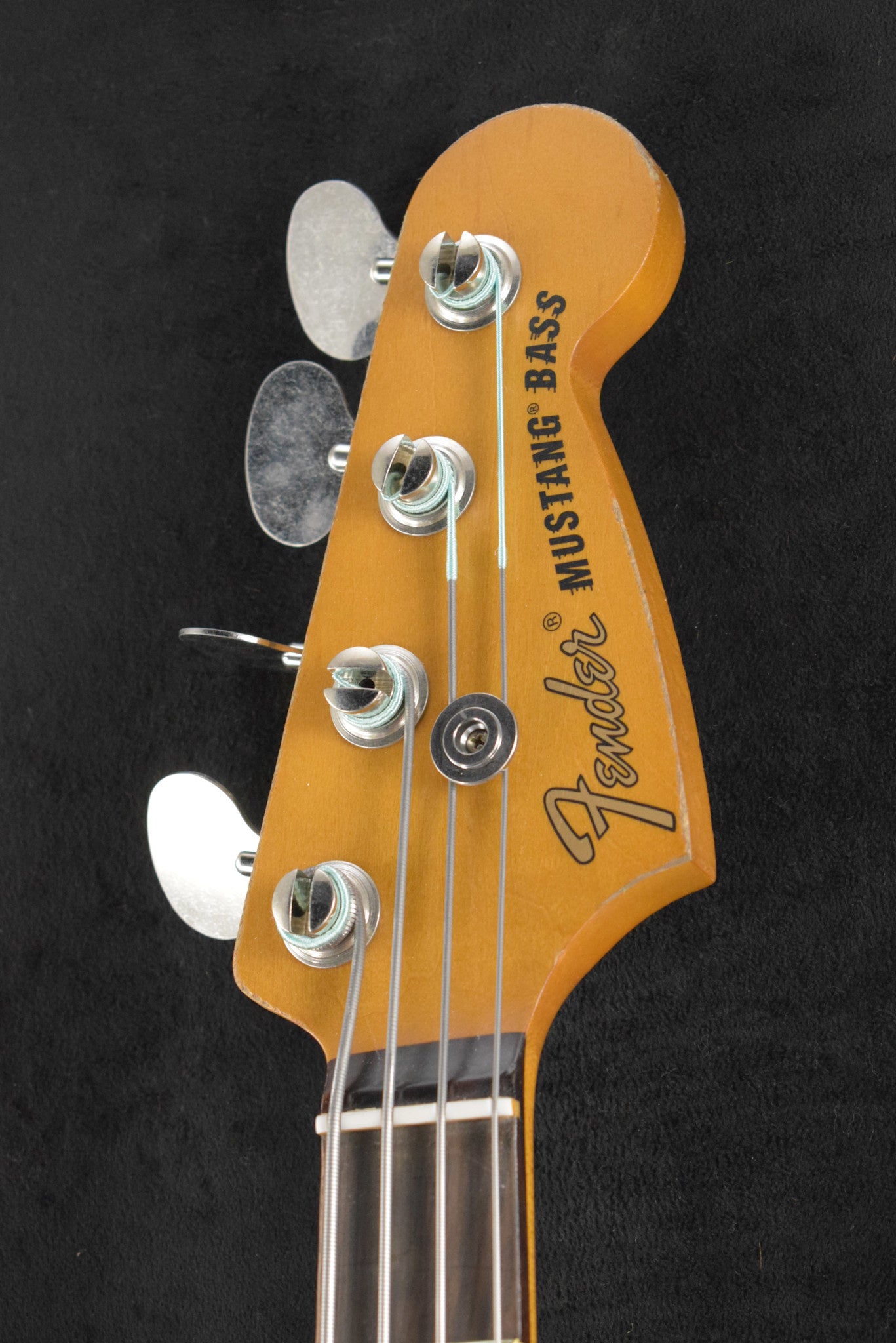 Fender JMJ Road Worn Mustang Bass Black