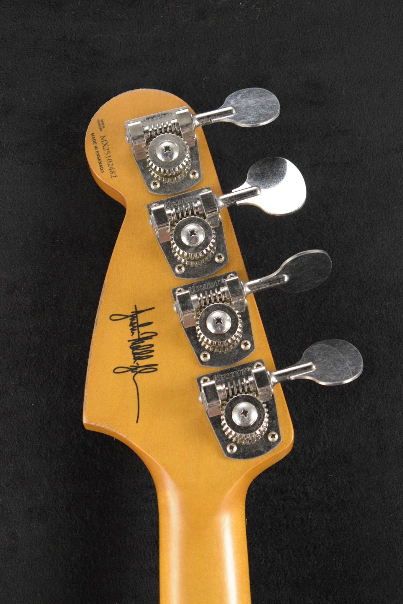 Fender JMJ Road Worn Mustang Bass Black