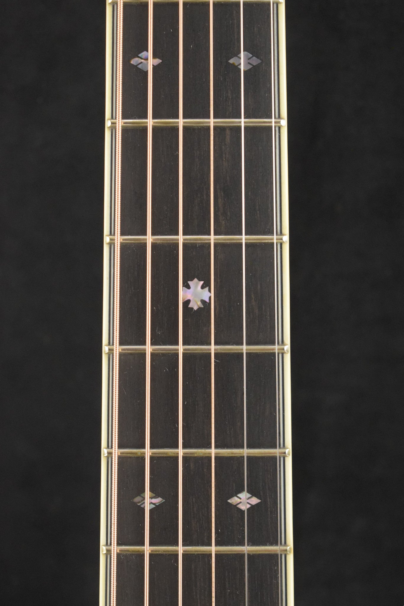 Eastman E40D-TC Thermo-Cured Adirondack Spruce Top Dreadnought Natural Truetone Gloss