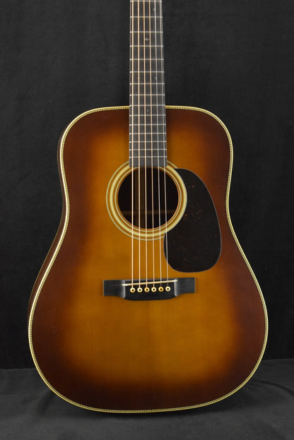 Martin Custom Shop D-28 Authentic 1937 Stage 1 Aging Ambertone