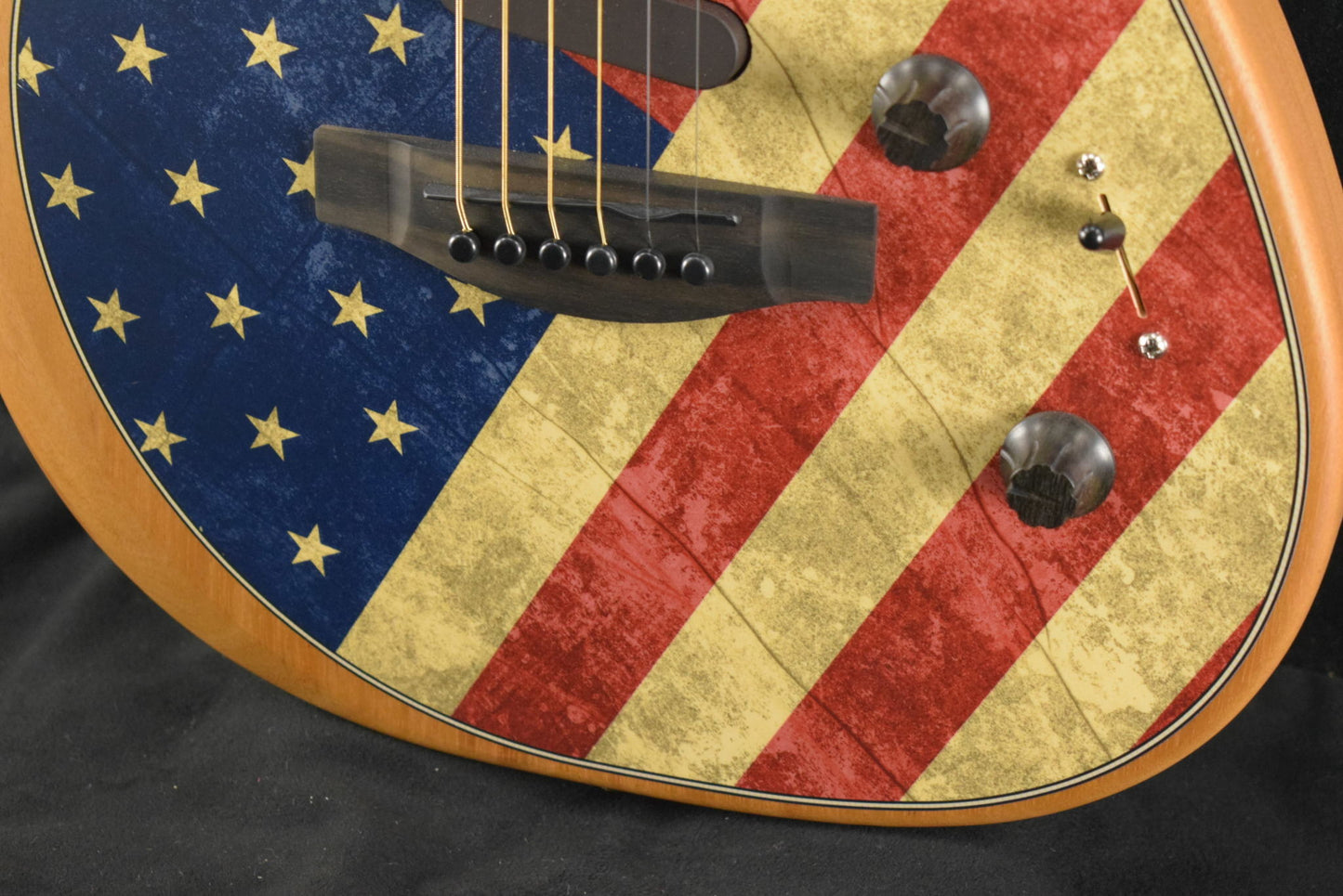 Fender Limited Edition American Acoustasonic Stratocaster USA Flag