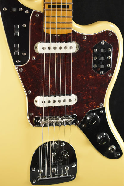 Fender Vintera II '70s Jaguar Vintage White Maple Fingerboard